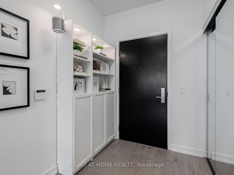 Photo 6 at 1804 - 158 Front Street, Moss Park, Toronto