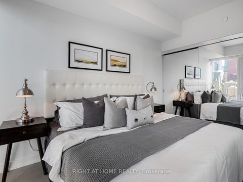 Photo 19 at 1804 - 158 Front Street, Moss Park, Toronto