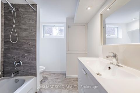 Photo 16 at 81 Maxome Avenue, Newtonbrook East, Toronto