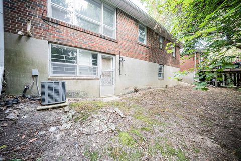 Photo 22 at 81 Maxome Avenue, Newtonbrook East, Toronto