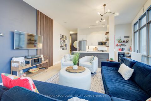 Photo 12 at Ph02 - 3 Navy Wharf Court, Waterfront Communities C1, Toronto