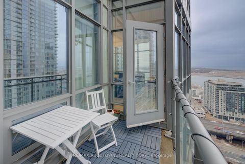 Photo 15 at Ph02 - 3 Navy Wharf Court, Waterfront Communities C1, Toronto