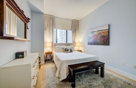 Photo 17 at Ph02 - 3 Navy Wharf Court, Waterfront Communities C1, Toronto