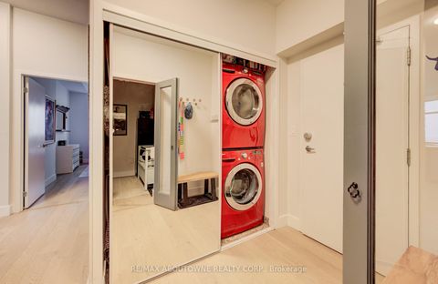 Photo 24 at Ph02 - 3 Navy Wharf Court, Waterfront Communities C1, Toronto