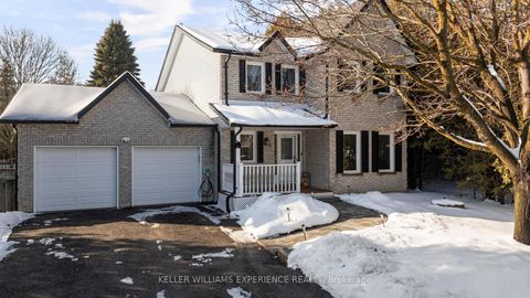 Photo 1 at 2 Heritage Road, Cookstown, Innisfil