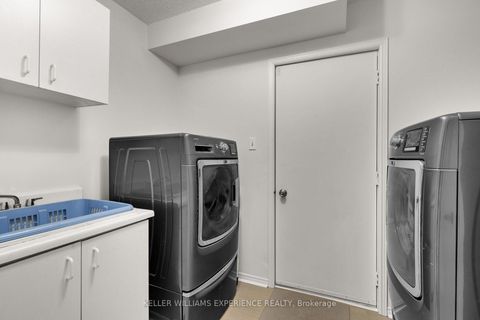 Photo 16 at 2 Heritage Road, Cookstown, Innisfil