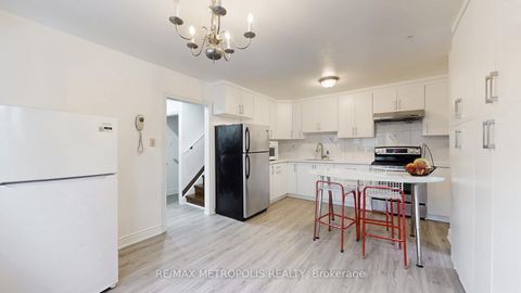 Photo 13 at 1 - 30 Sentinel Road, York University Heights, Toronto