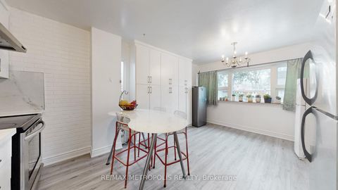 Photo 14 at 1 - 30 Sentinel Road, York University Heights, Toronto