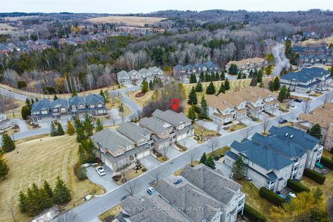 Photo 8 at 59 Stonecliffe Crescent, Aurora Estates, Aurora