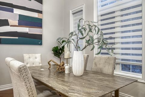 Photo 15 at 59 Stonecliffe Crescent, Aurora Estates, Aurora