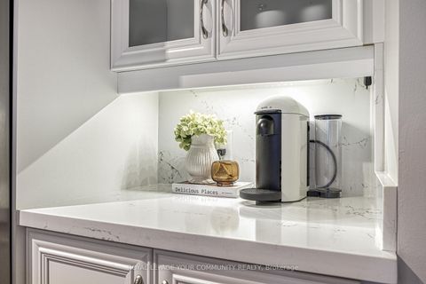 Photo 21 at 59 Stonecliffe Crescent, Aurora Estates, Aurora