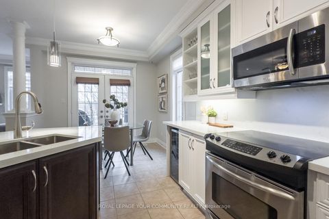 Photo 26 at 59 Stonecliffe Crescent, Aurora Estates, Aurora