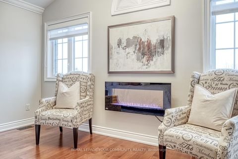 Photo 34 at 59 Stonecliffe Crescent, Aurora Estates, Aurora