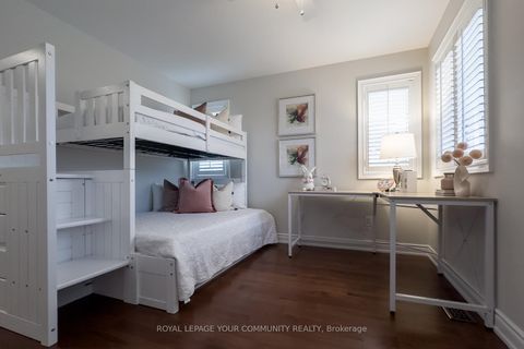 Photo 41 at 59 Stonecliffe Crescent, Aurora Estates, Aurora