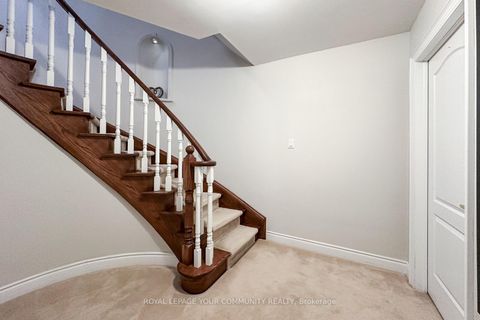 Photo 45 at 59 Stonecliffe Crescent, Aurora Estates, Aurora