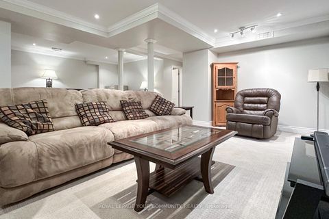 Photo 46 at 59 Stonecliffe Crescent, Aurora Estates, Aurora