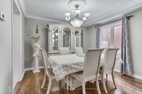 Photo 11 at 46 Silverstone Crescent, Keswick South, Georgina