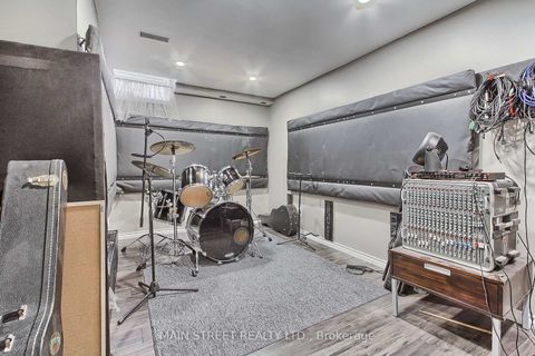 Photo 41 at 46 Silverstone Crescent, Keswick South, Georgina