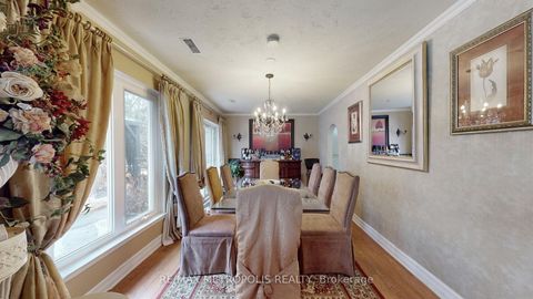 Photo 4 at 11 Conamore Crescent, York University Heights, Toronto