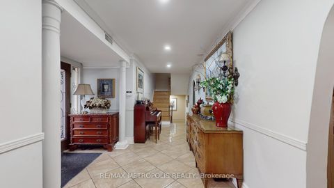 Photo 13 at 11 Conamore Crescent, York University Heights, Toronto