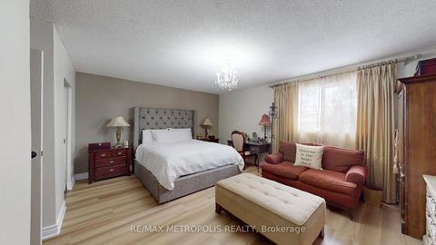 Photo 16 at 11 Conamore Crescent, York University Heights, Toronto