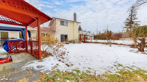 Photo 19 at 11 Conamore Crescent, York University Heights, Toronto