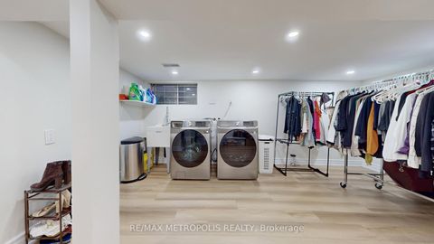 Photo 48 at 11 Conamore Crescent, York University Heights, Toronto