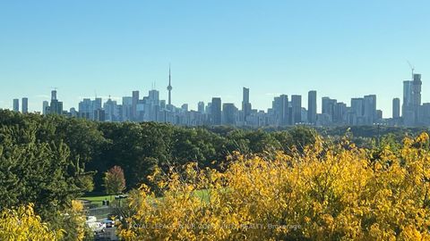 Photo 17 at 714 - 11 Thorncliffe Pk Drive, Thorncliffe Park, Toronto