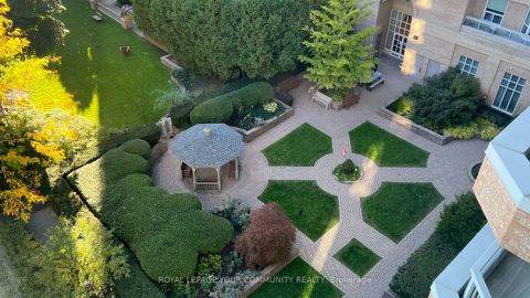 Photo 18 at 714 - 11 Thorncliffe Pk Drive, Thorncliffe Park, Toronto