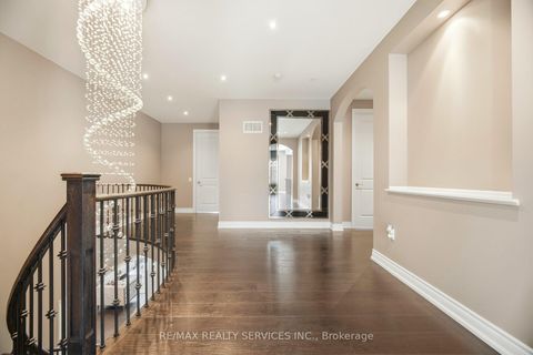 Photo 31 at 36 West Coast Trail, Nobleton, King