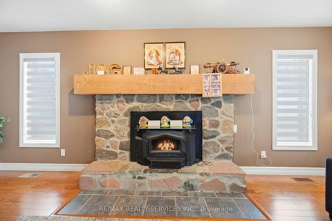 Photo 12 at 1569 Killarney Beach Road, Rural Innisfil, Innisfil