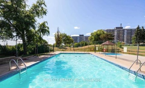 Photo 4 at 1209 - 5 Parkway Forest Drive, Henry Farm, Toronto