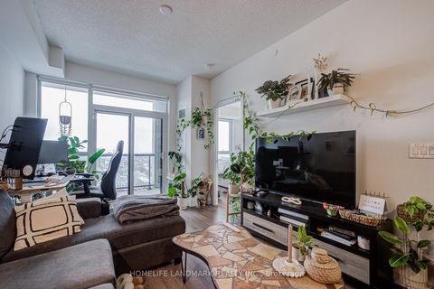 Photo 11 at 1507 - 1603 Eglinton Avenue W, Oakwood Village, Toronto
