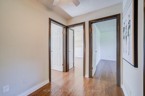 Photo 17 at 20 Blackforest Drive, Oak Ridges, Richmond Hill