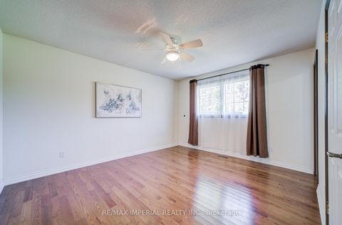 Photo 19 at 20 Blackforest Drive, Oak Ridges, Richmond Hill