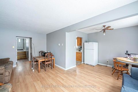 Photo 7 at 31 Sylvia Street, Grove East, Barrie