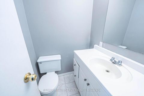 Photo 9 at 31 Sylvia Street, Grove East, Barrie