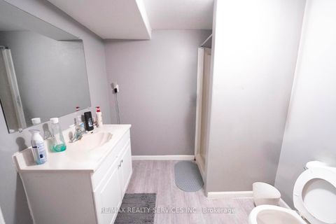 Photo 10 at 31 Sylvia Street, Grove East, Barrie