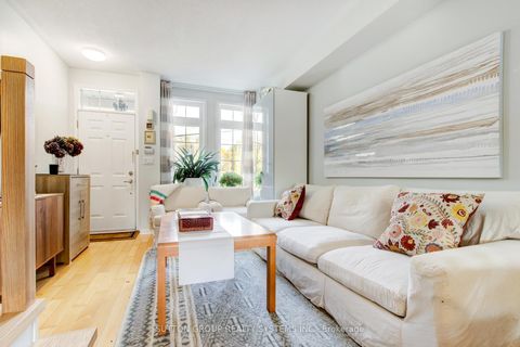 Photo 9 at 85 - 119b The Queensway, Swansea, Toronto