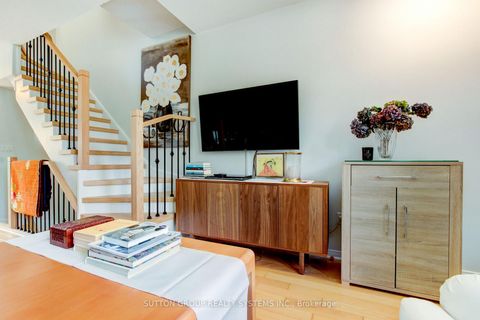 Photo 10 at 85 - 119b The Queensway, Swansea, Toronto