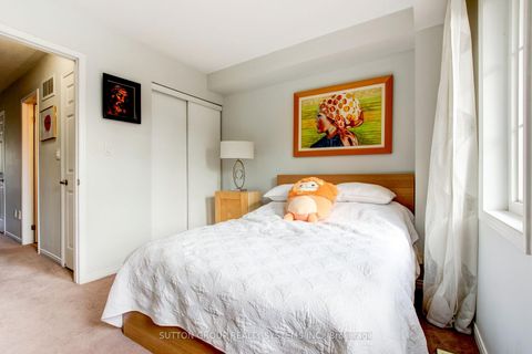 Photo 25 at 85 - 119b The Queensway, Swansea, Toronto