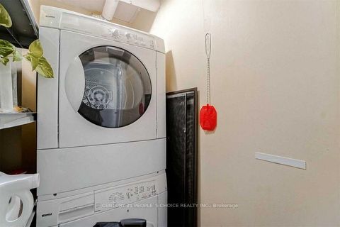 Photo 21 at 2010 - 350 Webb Drive, City Centre, Mississauga