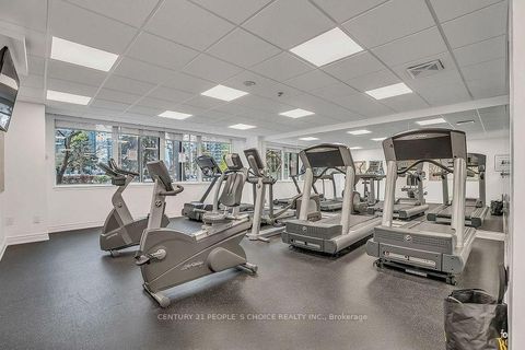 Photo 22 at 2010 - 350 Webb Drive, City Centre, Mississauga