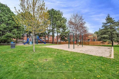 Photo 31 at 2010 - 350 Webb Drive, City Centre, Mississauga