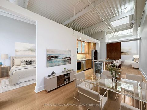 Photo 11 at 309 - 550 Hopewell Avenue, Belgravia, Toronto