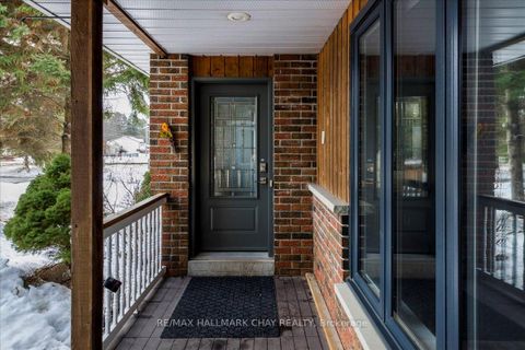 Photo 1 at 2286 25 Side Road, Alcona, Innisfil