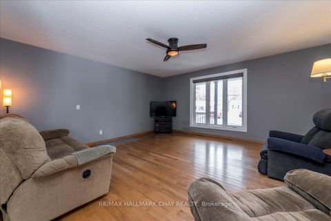 Photo 7 at 2286 25 Side Road, Alcona, Innisfil