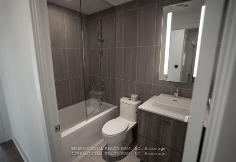 Photo 10 at 1714 - 480 FRONT Street W, Waterfront Communities C1, Toronto