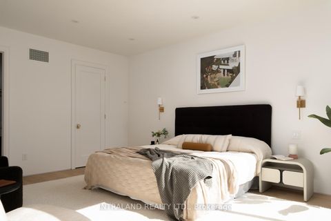 Photo 21 at 741 Richmond Street W, Niagara, Toronto