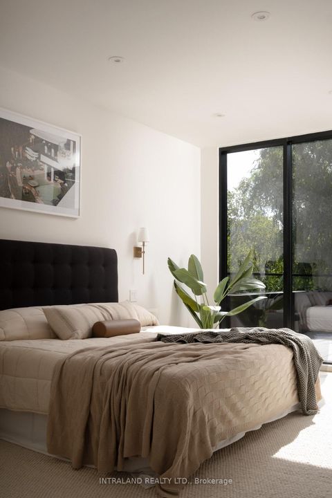 Photo 22 at 741 Richmond Street W, Niagara, Toronto